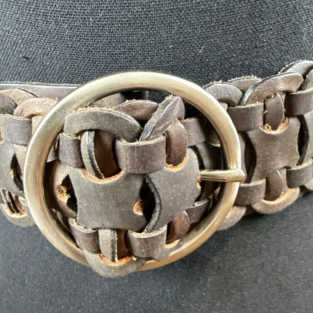 Brown Woven Linked Leather Belt with Silver Colored Round Buckle Size Medium
